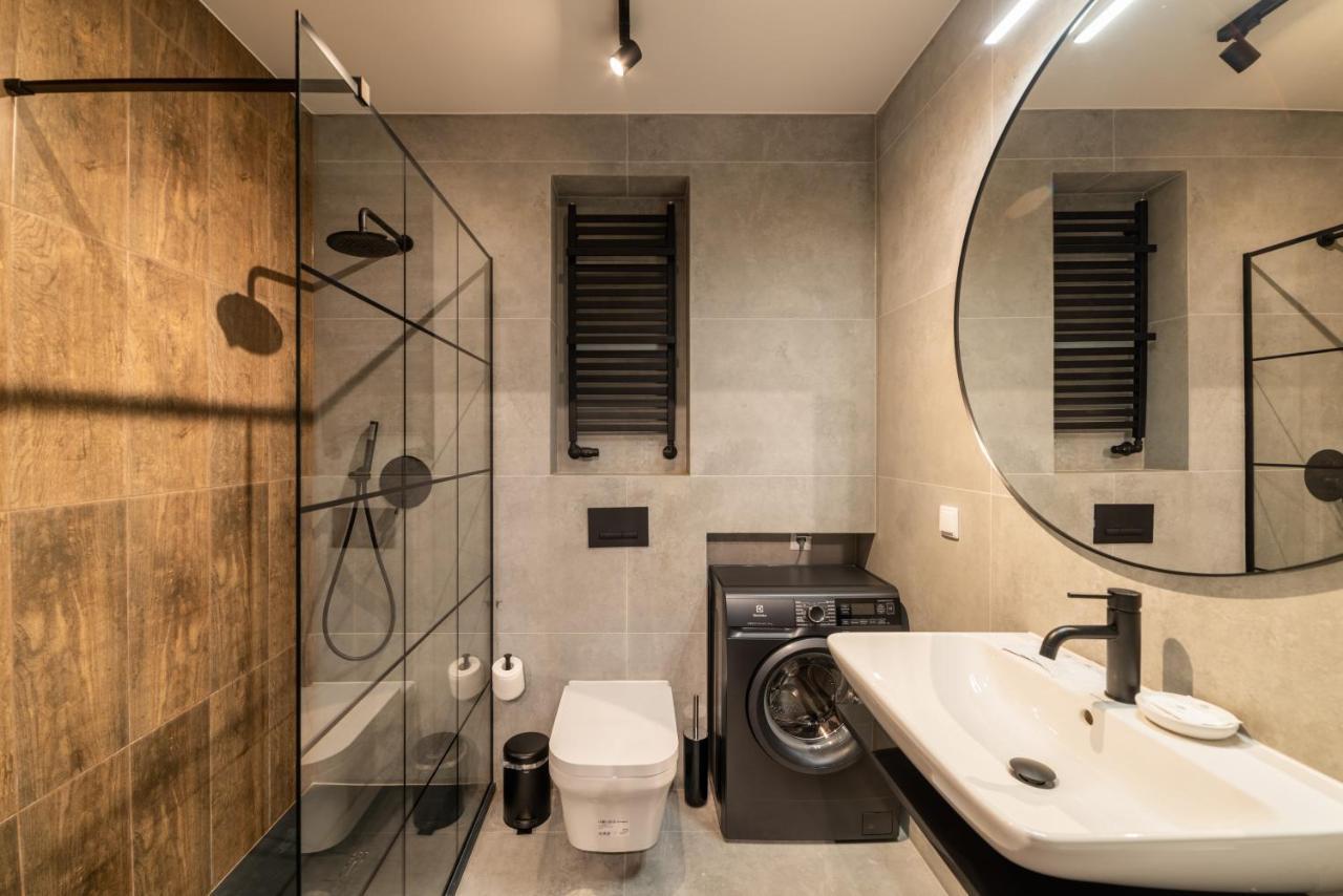 Mennica Residence Luxury Location วอร์ซอ ภายนอก รูปภาพ