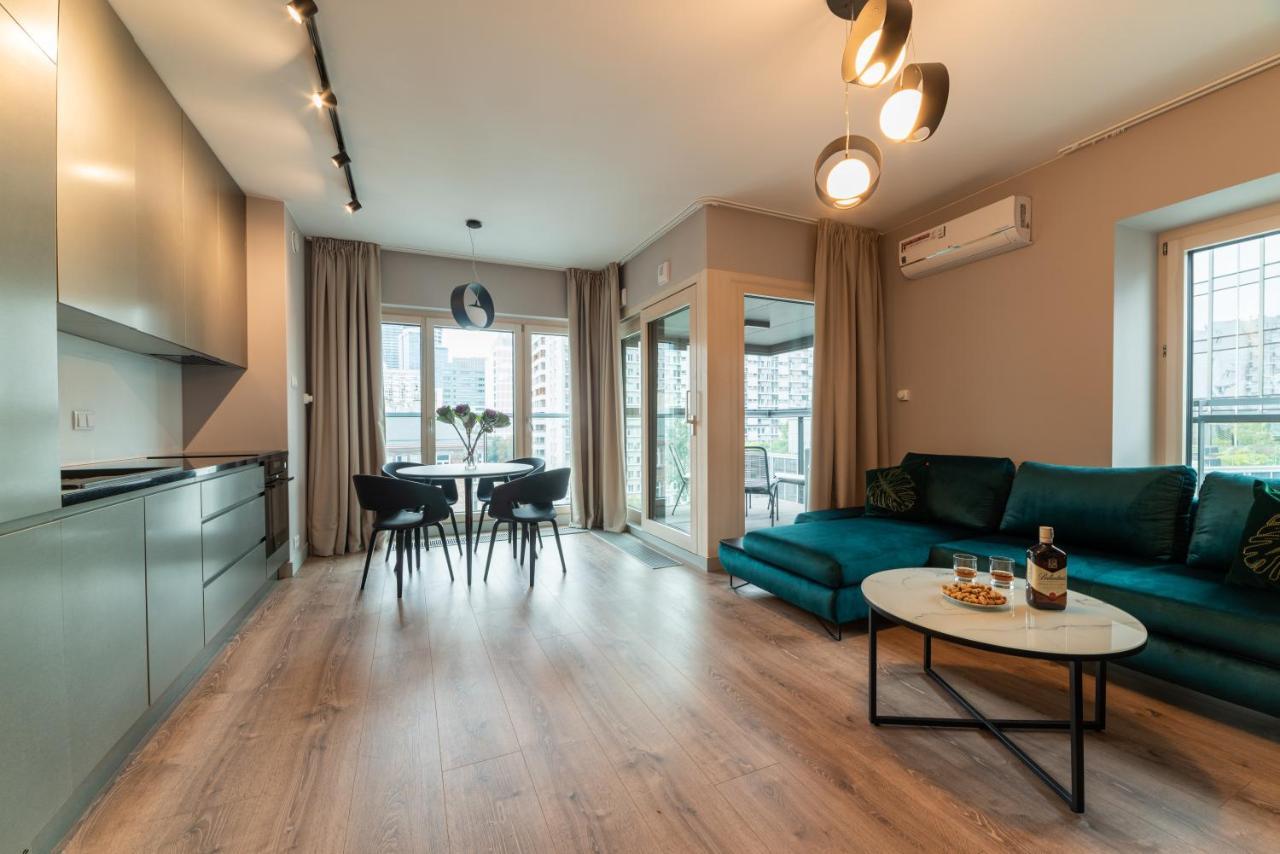 Mennica Residence Luxury Location วอร์ซอ ภายนอก รูปภาพ