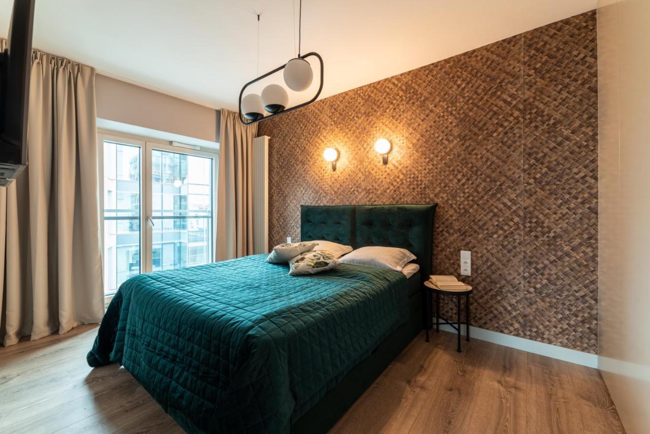 Mennica Residence Luxury Location วอร์ซอ ภายนอก รูปภาพ